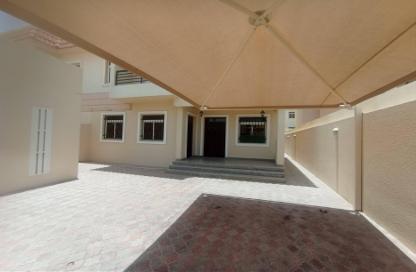 Villa - 5 Bedrooms - 7+ Bathrooms for rent in Al Markhiya Street - Al Markhiya - Doha