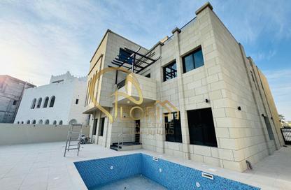 Villa - 5 Bedrooms - 6 Bathrooms for rent in West Bay Lagoon Villas - West Bay Lagoon - West Bay Lagoon - Doha