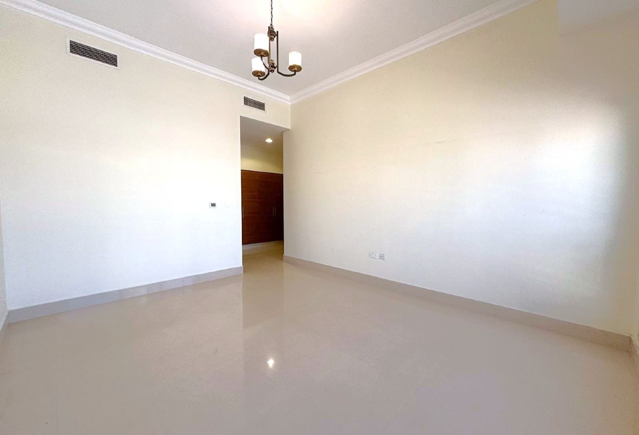 BILLS INCLUDED | SEMI FURNISHED 3 BHK | POOL | GYM - apartment in Fox Hills