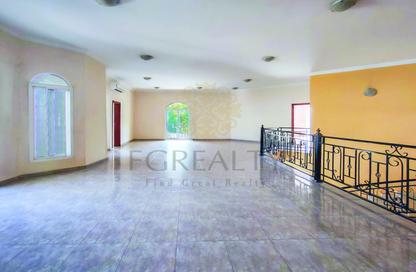 Villa - 6 Bedrooms - 7+ Bathrooms for rent in Al Dafna - Al Dafna - Doha