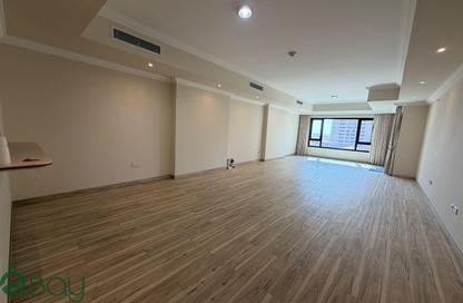 Apartment - 1 - 2 for rent in West Porto Drive - Porto Arabia - The Pearl Island - Doha