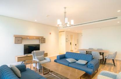 Apartment - 2 Bedrooms - 3 Bathrooms for rent in Floresta Gardens - The Pearl Island - Doha