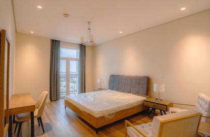 Apartment - 2 Bedrooms - 3 Bathrooms for rent in Floresta Gardens - The Pearl Island - Doha