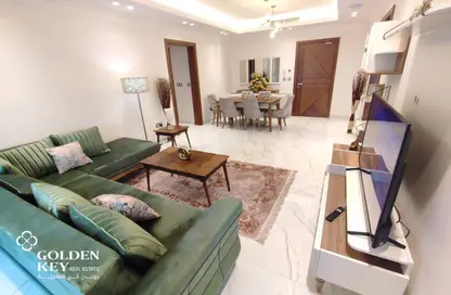 Apartment - 2 Bedrooms - 3 Bathrooms for rent in Giardino Apartments - The Pearl Island - Doha