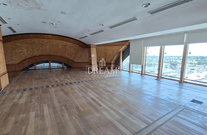 Office Space - 7+ Bedrooms - 4 Bathrooms for rent in Lusail City - Lusail