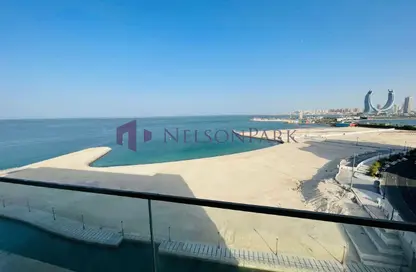 Apartment - 1 Bedroom - 2 Bathrooms for sale in Lusail Marina Heights - Marina District - Lusail