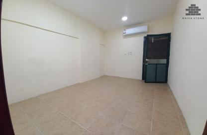 Apartment - 2 Bedrooms - 2 Bathrooms for rent in Al Khayareen Tower - Old Salata - Salata - Doha Apartment - 2 Bedrooms - 2 Bathrooms for rent in Al Khayareen Tower - Old Salata - Salata - Doha