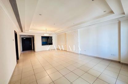 Apartment - 1 Bedroom - 2 Bathrooms for rent in East Porto Drive - Porto Arabia - The Pearl Island - Doha