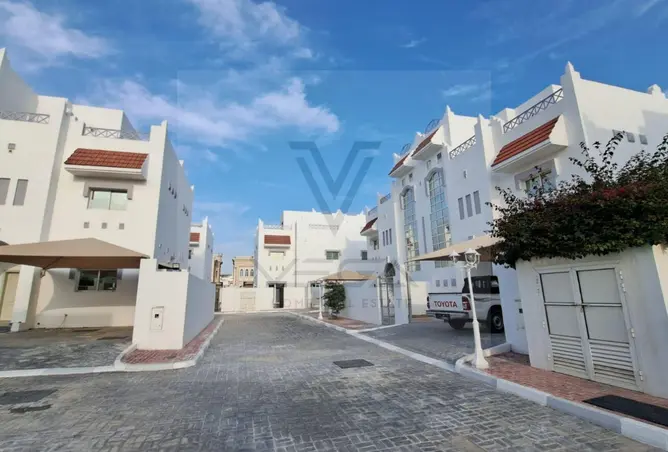 62410312 - Property Image 2