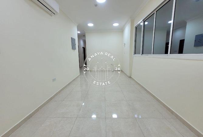 61112123 - Property Image 2