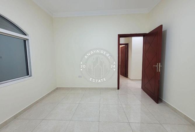 61112123 - Property Image 3