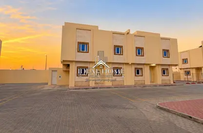 Villa - 6 Bedrooms - 4 Bathrooms for rent in Al Sakhama - Doha