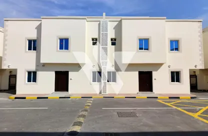 Villa - 6 Bedrooms - 6 Bathrooms for rent in Al Kheesa - Al Kheesa - Umm Salal Mohammed