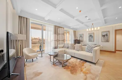 Apartment - 2 Bedrooms - 3 Bathrooms for sale in West Porto Drive - Porto Arabia - The Pearl Island - Doha