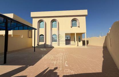 Villa - 5 Bedrooms - 6 Bathrooms for rent in Al Ruwais - Al Ruwais - Al Shamal