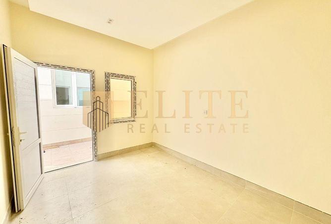 997460 - Property Image 3