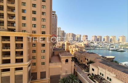 Apartment - 2 Bedrooms - 2 Bathrooms for rent in West Porto Drive - Porto Arabia - The Pearl Island - Doha