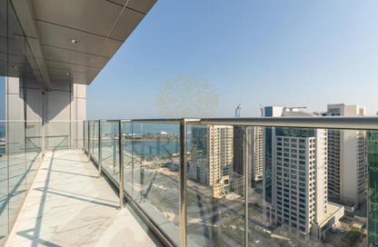 Apartment - 2 Bedrooms - 3 Bathrooms for sale in Marina Residences 195 - Marina District - Lusail