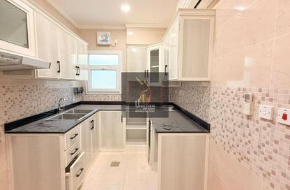 Apartment - 3 Bedrooms - 3 Bathrooms for rent in Al Nasr Street - Al Nasr - Doha