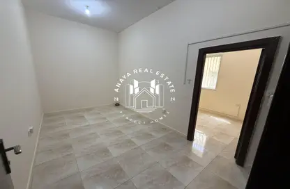 Villa - Studio - 1 Bathroom for rent in Ain Khalid Gate - Ain Khaled - Doha