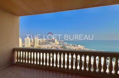 Apartment - 2 Bedrooms - 3 Bathrooms for rent in West Porto Drive - Porto Arabia - The Pearl Island - Doha