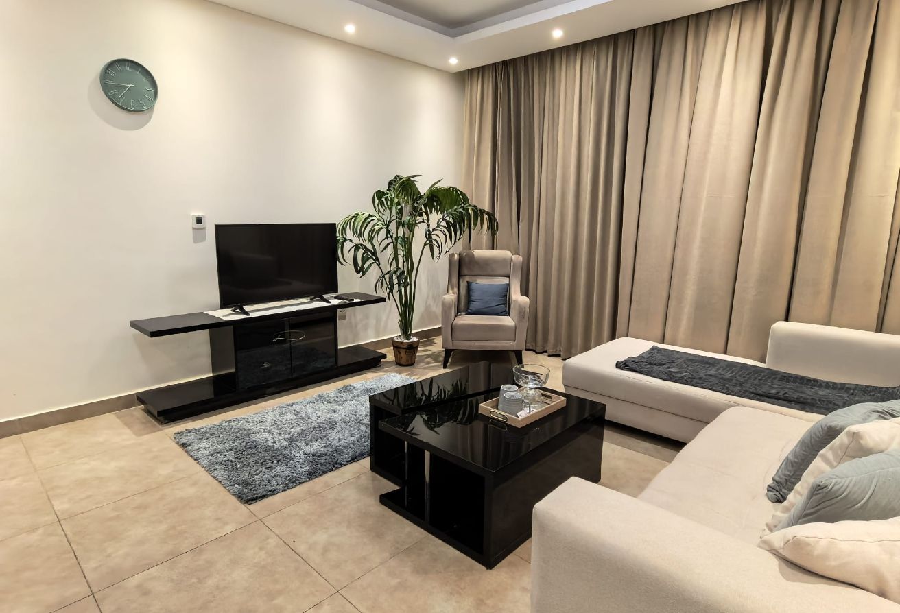 2 BHK I Bills Including I FF I POOL & GYM I Balcon thumbnail 5
