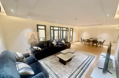 Apartment - 2 Bedrooms - 2 Bathrooms for rent in Mirqab Mall - Al Mirqab Al Jadeed - Doha