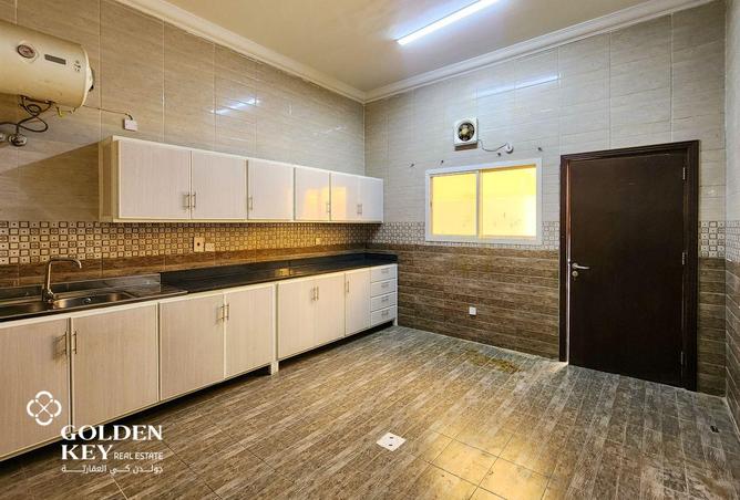 52179233 - Property Image 2