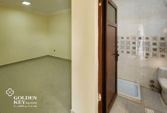 52179233 - Property Image 3