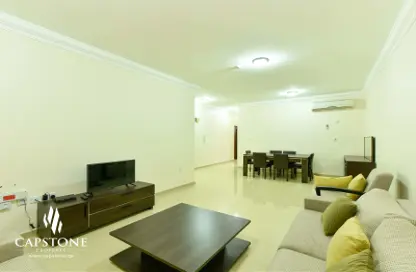 Apartment - 2 Bedrooms - 2 Bathrooms for rent in Tadmur Street - Old Airport Road - Doha