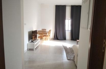 Apartment - 1 - 2 for rent in Umm Ghuwailina 4 - Umm Ghuwailina - Doha