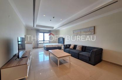 Apartment - Studio - 1 for rent in West Porto Drive - Porto Arabia - The Pearl Island - Doha