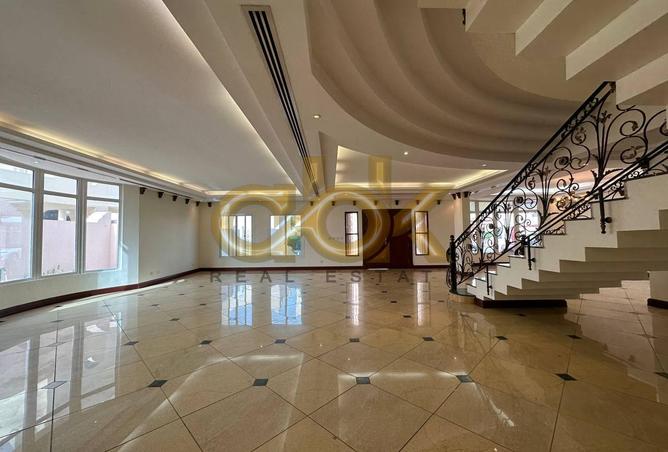 54008775 - Property Image 2