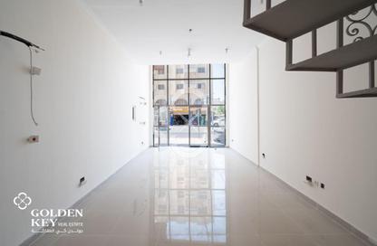 Retail - Studio - 1 for rent in Musheireb - Musheireb - Doha Retail - Studio - 1 for rent in Musheireb - Musheireb - Doha