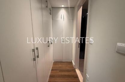 Apartment - 2 Bedrooms - 4 Bathrooms for sale in Floresta Gardens - The Pearl Island - Doha Apartment - 2 Bedrooms - 4 Bathrooms for sale in Floresta Gardens - The Pearl Island - Doha