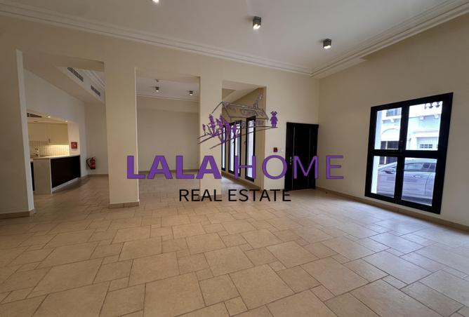60835205 - Property Image 2