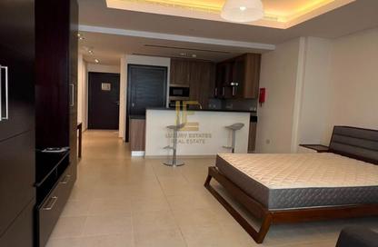 Apartment - Studio - 1 Bathroom for rent in Viva West - Viva Bahriyah - The Pearl Island - Doha