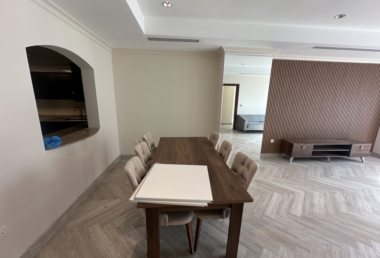 1 Bedroom Furnished Including Bills Marina View thumbnail 10