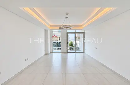 Apartment - 2 Bedrooms - 4 Bathrooms for sale in Crystal Residence - Gewan Island - The Pearl Island - Doha