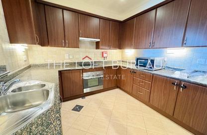 Apartment - 1 Bedroom - 2 Bathrooms for rent in East Porto Drive - Porto Arabia - The Pearl Island - Doha