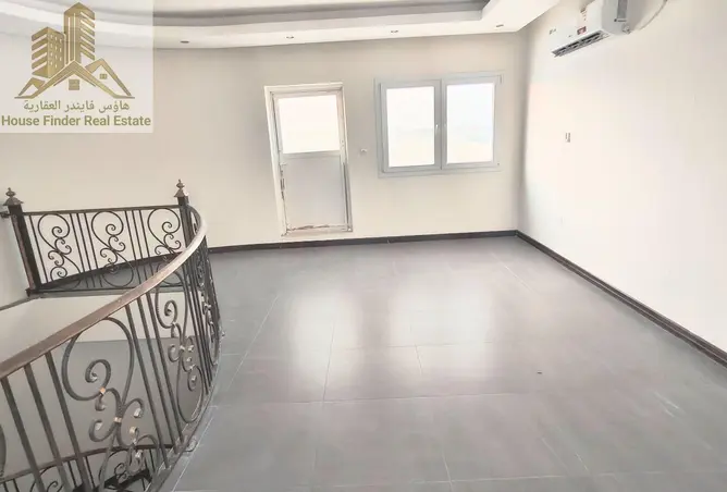 63477239 - Property Image 3