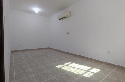 Apartment - 2 Bedrooms - 2 Bathrooms for rent in Al Jazeera Street - Fereej Bin Mahmoud North - Fereej Bin Mahmoud - Doha