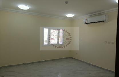 Apartment - 2 Bedrooms - 3 Bathrooms for rent in Al Wakra - Al Wakrah - Al Wakra