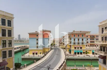 Apartment - 1 Bedroom - 2 Bathrooms for sale in Gondola - Qanat Quartier - The Pearl Island - Doha