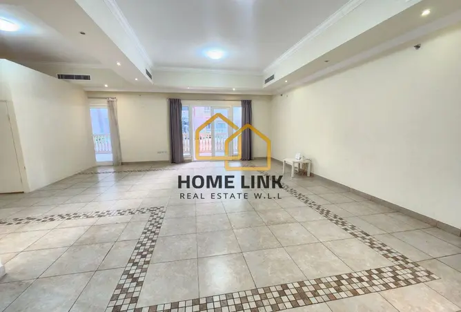 61278729 - Property Image 2