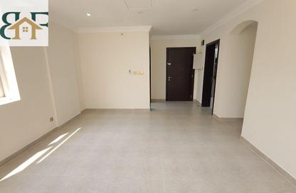 Apartment - 3 - 3 for rent in Najma 28 - Ibn Dirhem Street - Najma - Doha