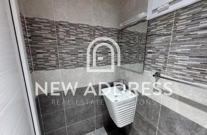 Apartment - 2 Bedrooms - 2 Bathrooms for rent in Al Aziziyah - Doha