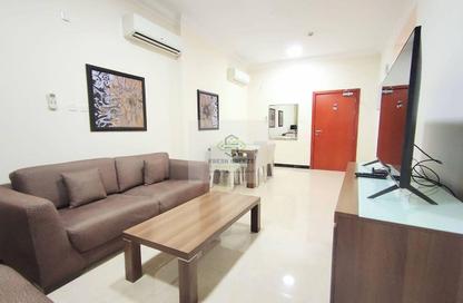 Apartment - 1 - 1 for rent in Umm Ghwailina Comm - Umm Ghuwalina - Umm Ghuwailina - Doha