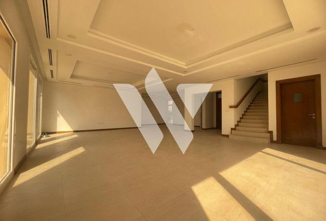 1004931 - Property Image 2