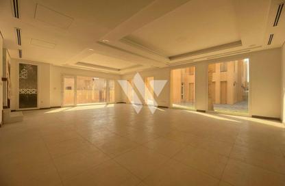 Villa - 4 Bedrooms - 4 Bathrooms for rent in West Bay Lagoon Villas - West Bay Lagoon - West Bay Lagoon - Doha